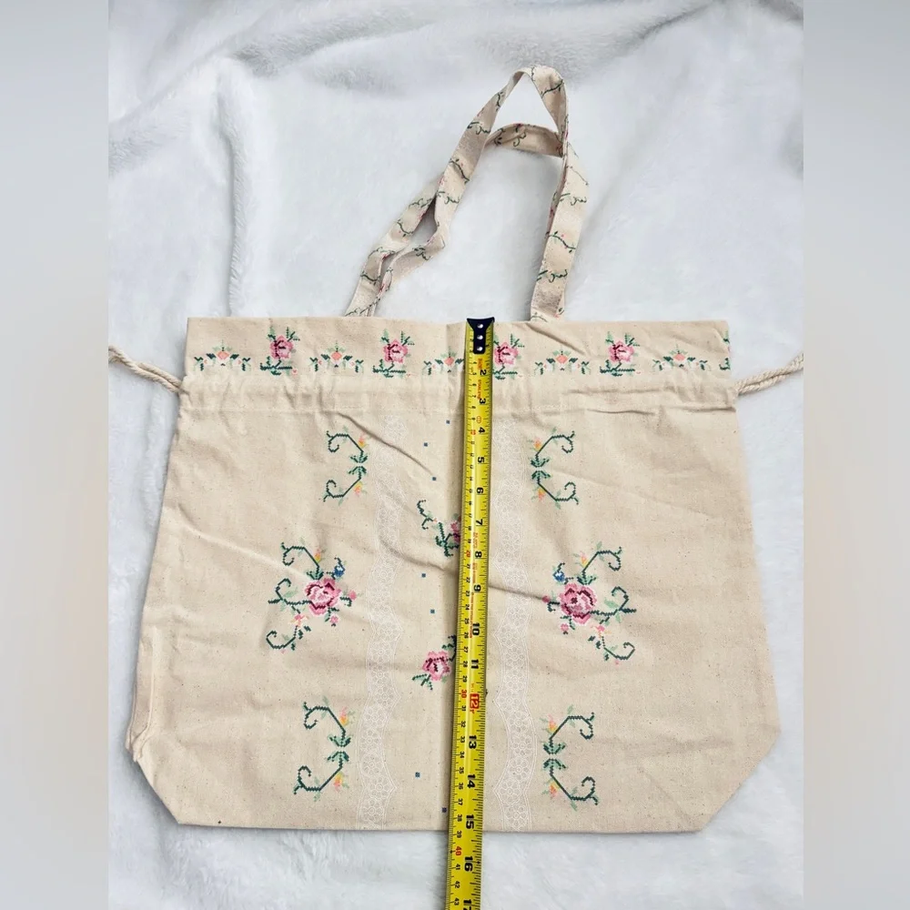 Sezane x Sea NY limited edition tote bag - Picture 7 of 11